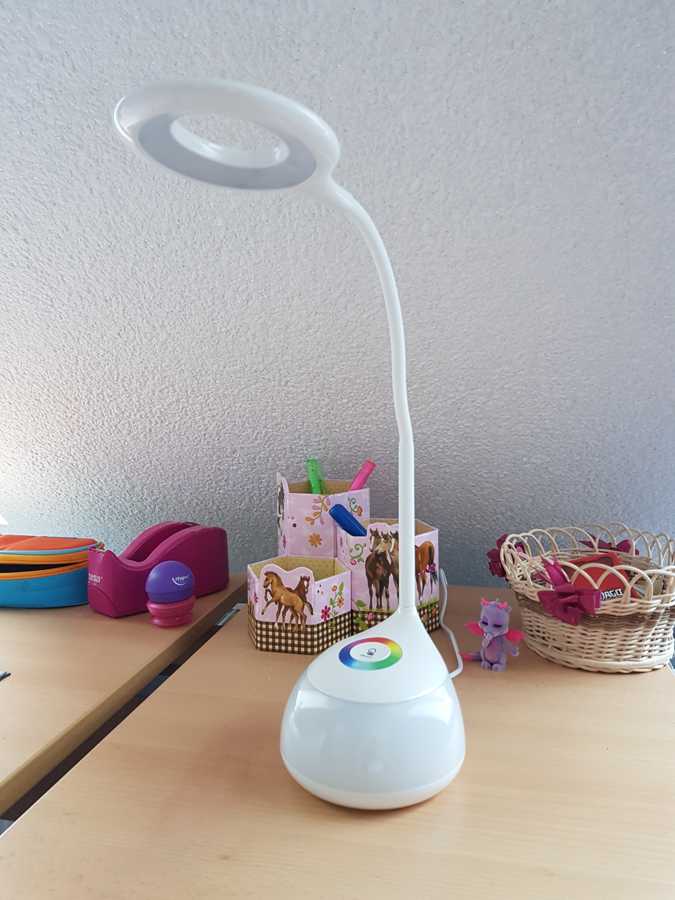 Welche Schreibtischlampe Fur Kinder Kinderschreibtisch Vergleich De